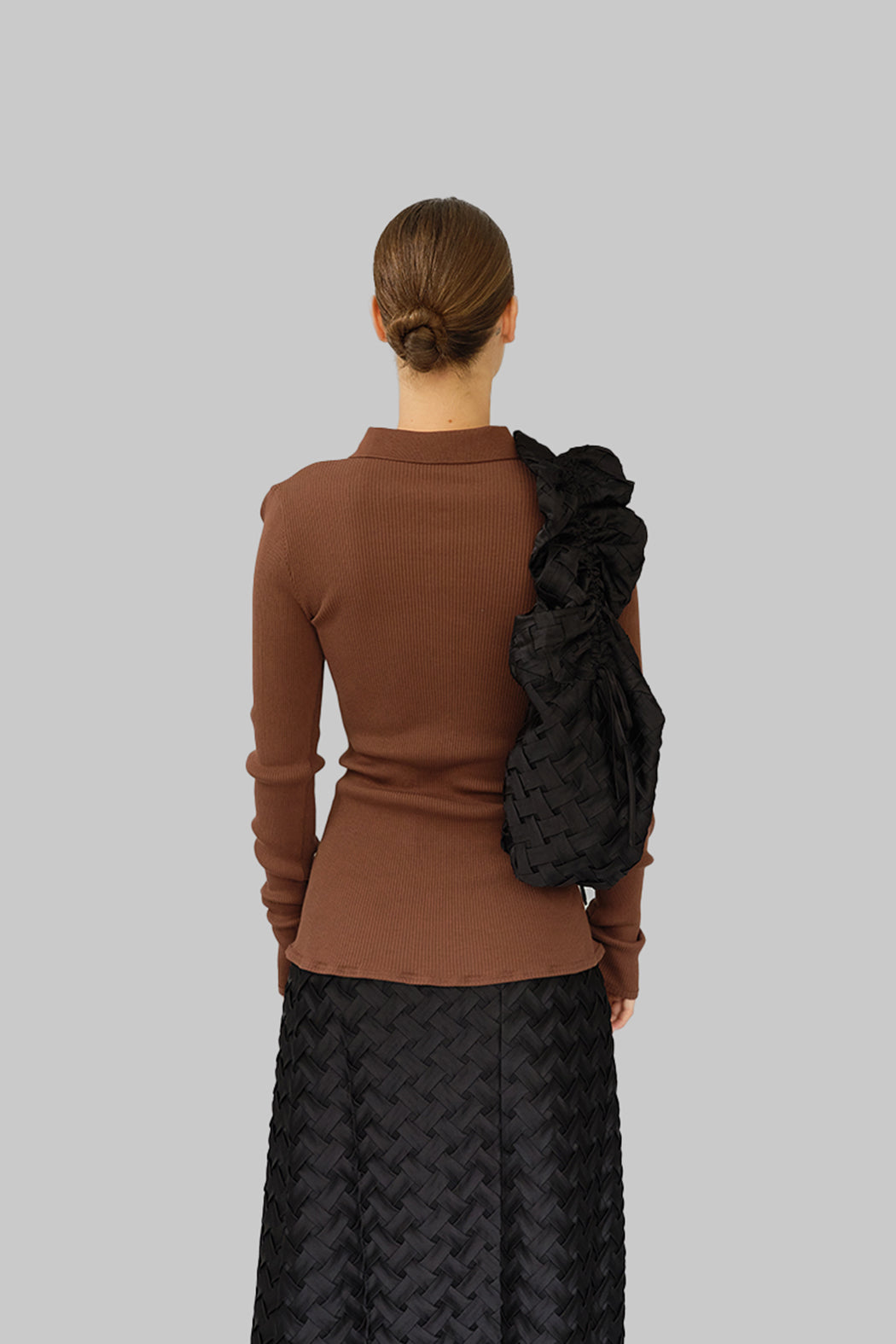 LAURA SEAMLESS SHIRT - BROWN