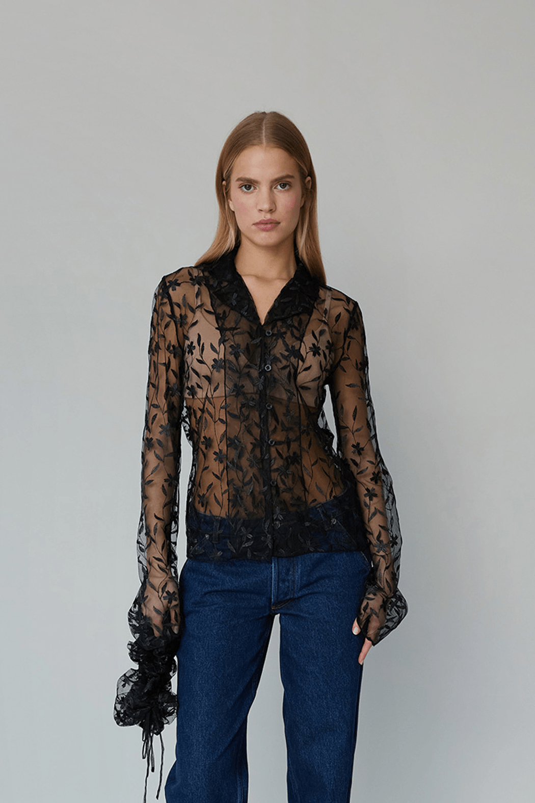 OpéraSPORT - Flora shirt, black lace